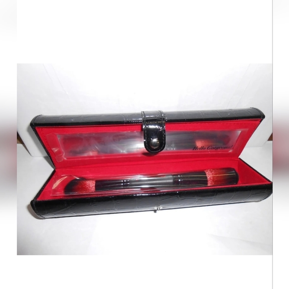 YBF- Your Best Friend Double-Ended Brush Set with Mirrored Black Carry Case. - Picture 2 of 5